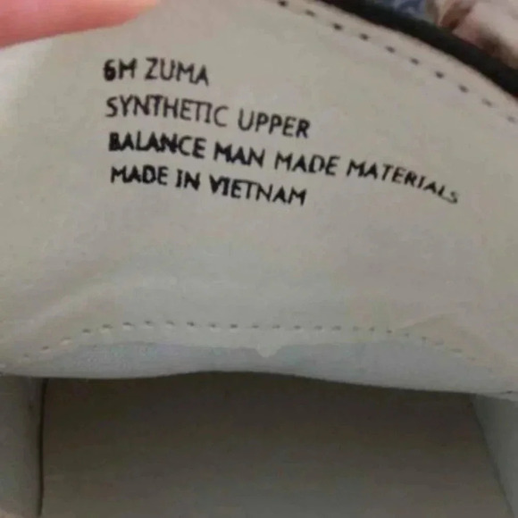 Dolce Vita  Zina Sneaker - Picture 6 of 7